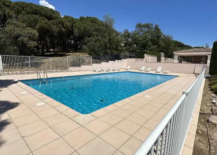 Appartement Les Pins Bleus By Interhome Sainte-Maxime